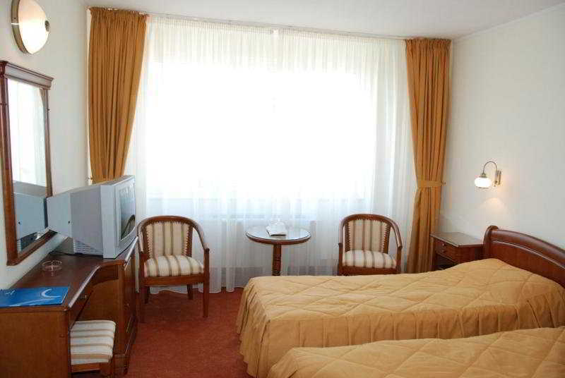 Hotel Transilvania アルバ・ユリア エクステリア 写真